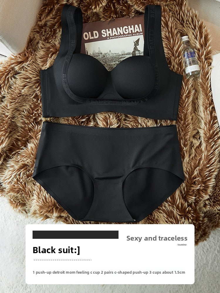 Seamless lingerie for women