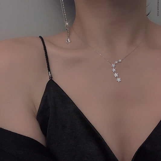 Korean Version Of S925 Sterling Silver Simple Star Diamond Super Flash Necklace Clavicle Chain Female Net Red Niche Light Luxury Tide