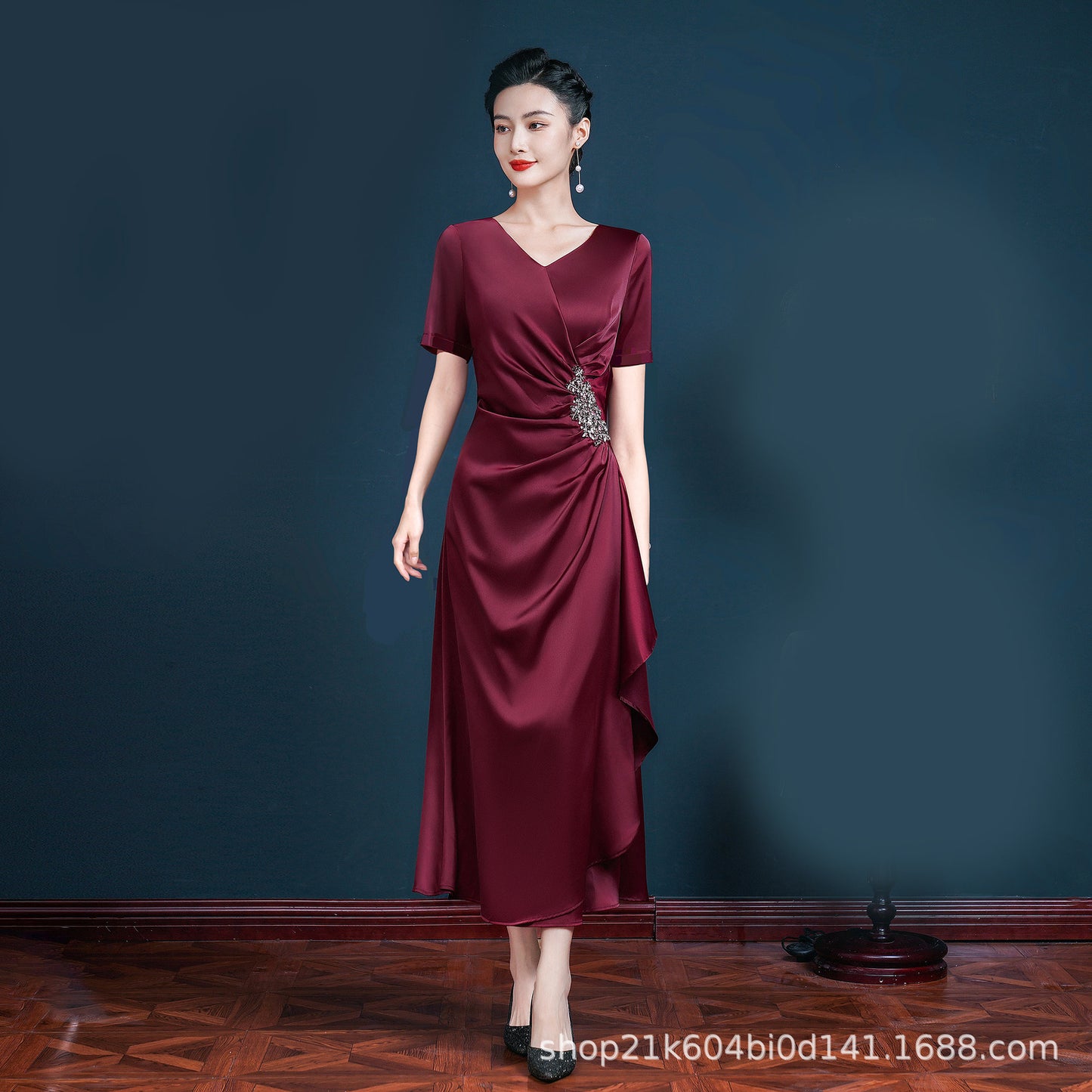 Long V-neck women's dress